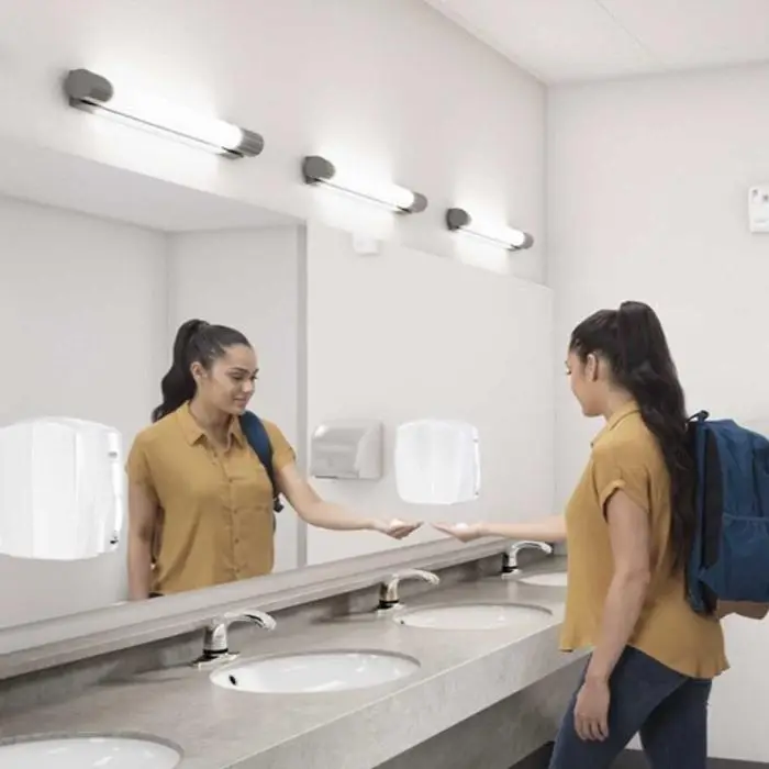 Rubbermaid sæbedispenser og desinfektiondispenser